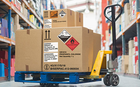 購買危險(xiǎn)品紙箱需要注意什么